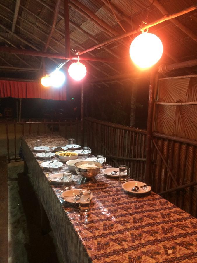 Kamar Raja Guest House Selpele エクステリア 写真