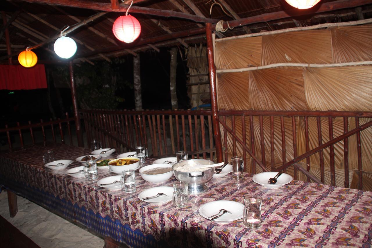Kamar Raja Guest House Selpele エクステリア 写真